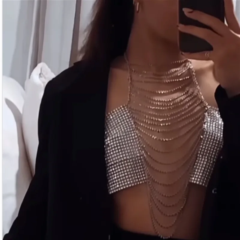 

Fashionable Hollow Out Tassels Bikini Style Rhinestone Chest Chain Sandy Beach Women's Body Chain Jewelry Sexy Girls Accessories