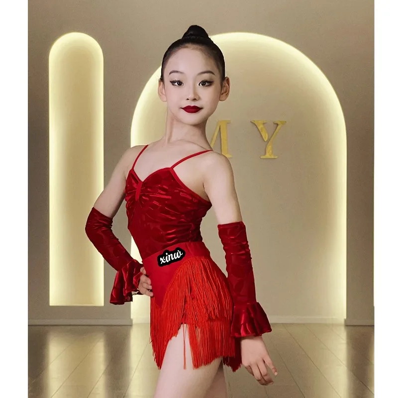 Maßgeschneidertes lateinamerikanisches Tanzkleid für Mädchen, professionelles Performance-Kostüm, Hosenträger, Quastenrock, Übungskleidung, rotes Set für Kinder