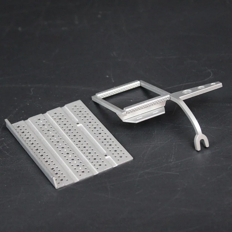 1:14th Scale Metal Simulation Battery Box Decoration for Tamiya RC Truck SCANIA 770S R620 VOLVO BENZ Arocs MAN TGX Car