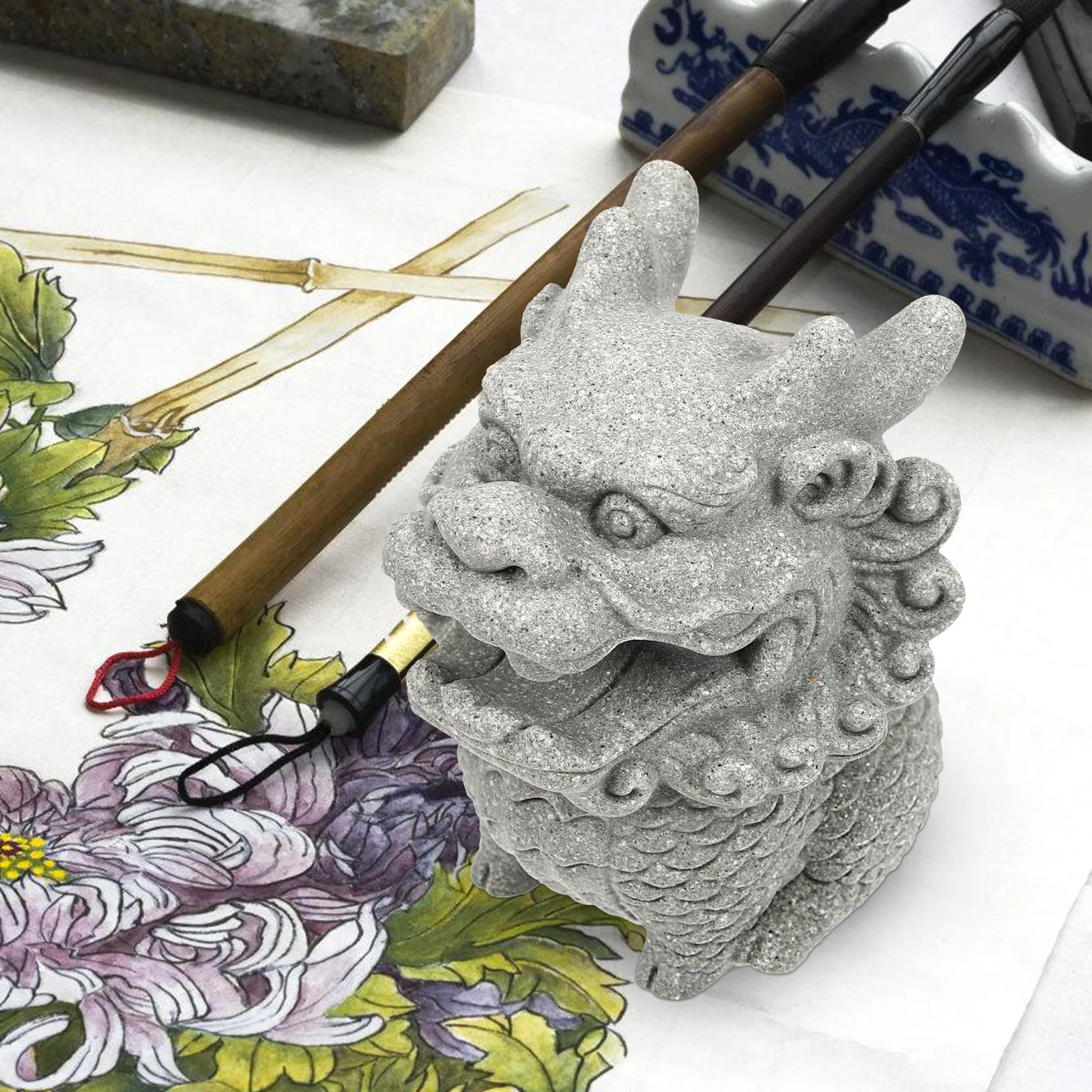 

Creative Pen Holder Decorative Sculpture Ornament for Home Office Room Decor Statues Tabletop Decor Adornment Artwork Household