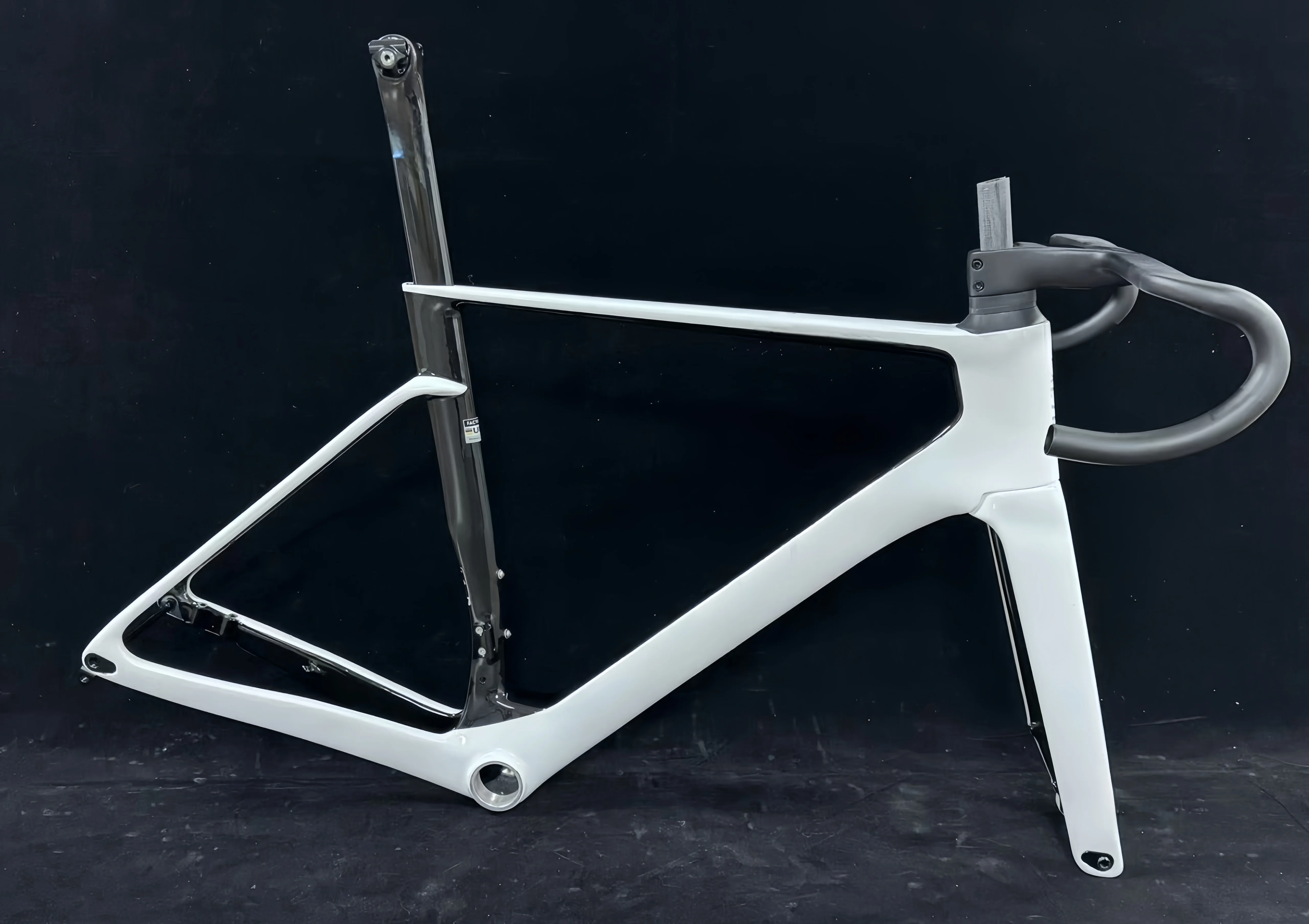 2025 new OSTRO VAM 2.0 road bike Frame carbon bike frameset T1100 Disc Brake Bicycle Frameset XDB DPD available