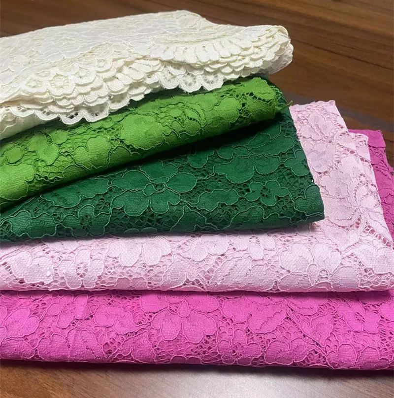 

New Arrival Heavyweight Ivory White Pink een Peach Lace Fabric Carbone Line Material Soft Polyester for Clothing ing