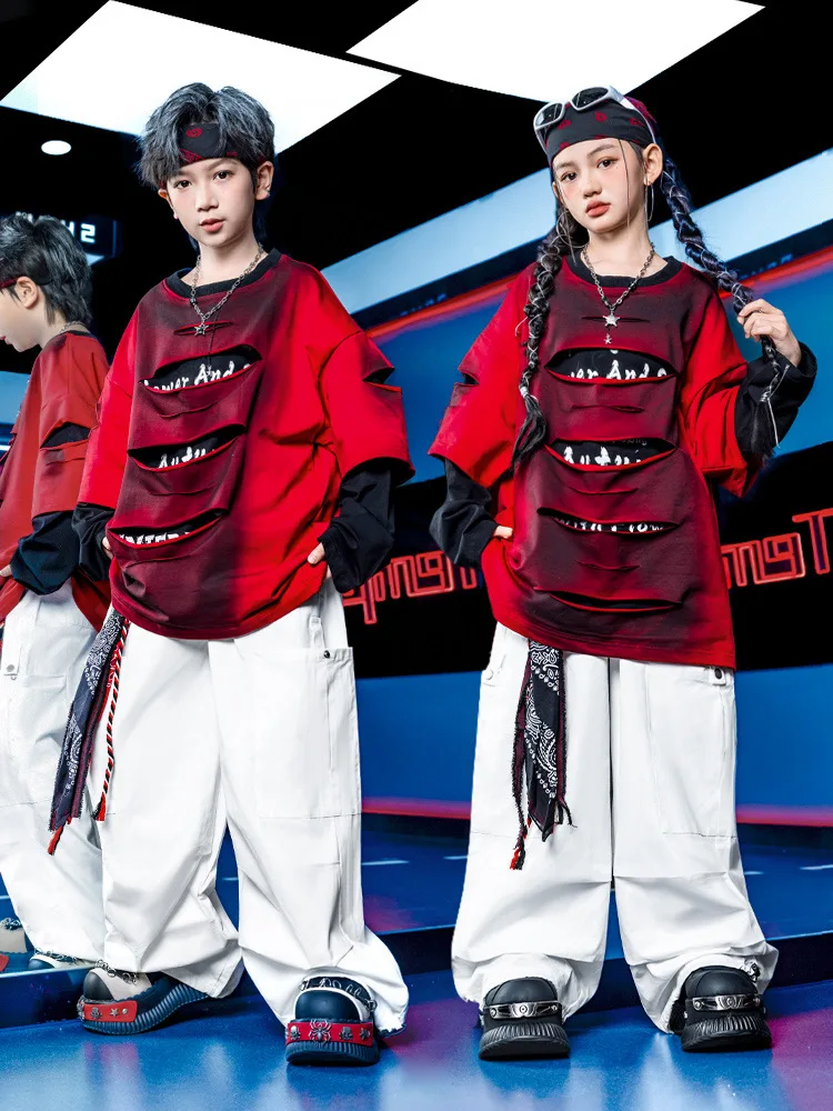 키즈 케이팝 힙합 의류 레드 블랙 찢어진 스웨트셔츠 탑 화이트 패러슈트 카고 팬츠 소녀 소년 스트리트 댄스 의상