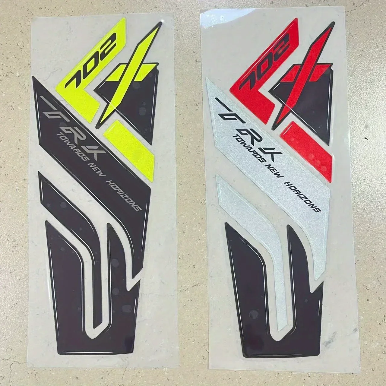 1SET Dynamic CRF 702 Sticker - Removable Decorative Decal, Sporty Vibe for Motorcycles, Bicycles & Helmets