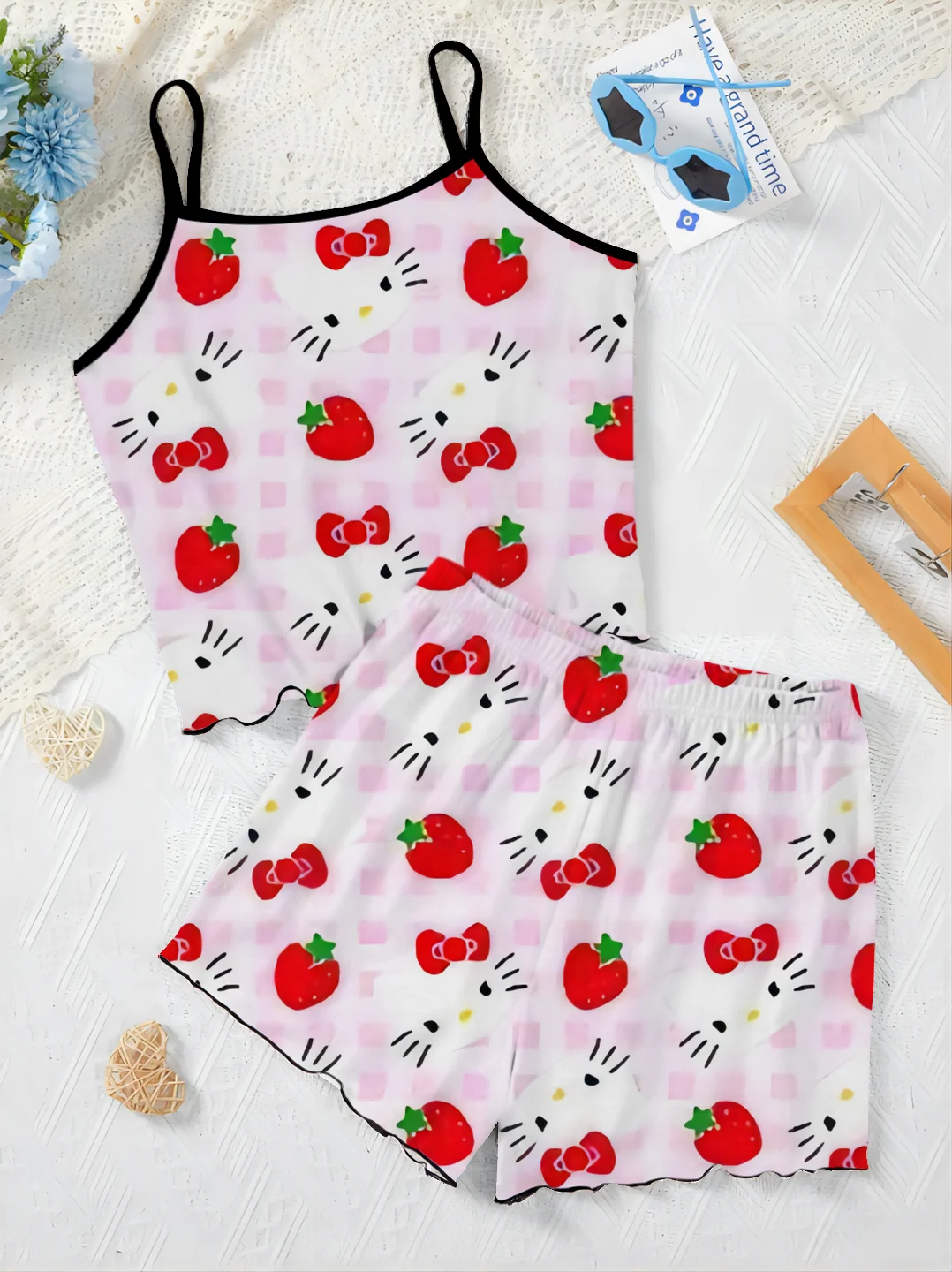 Eleganckie zestawy damskie dla kobiet 2-częściowy T-shirt Disney Letni strój Słata Wykończenie Top Hello Kitty Sukienka domowa Spódnica piżamowa Krótka