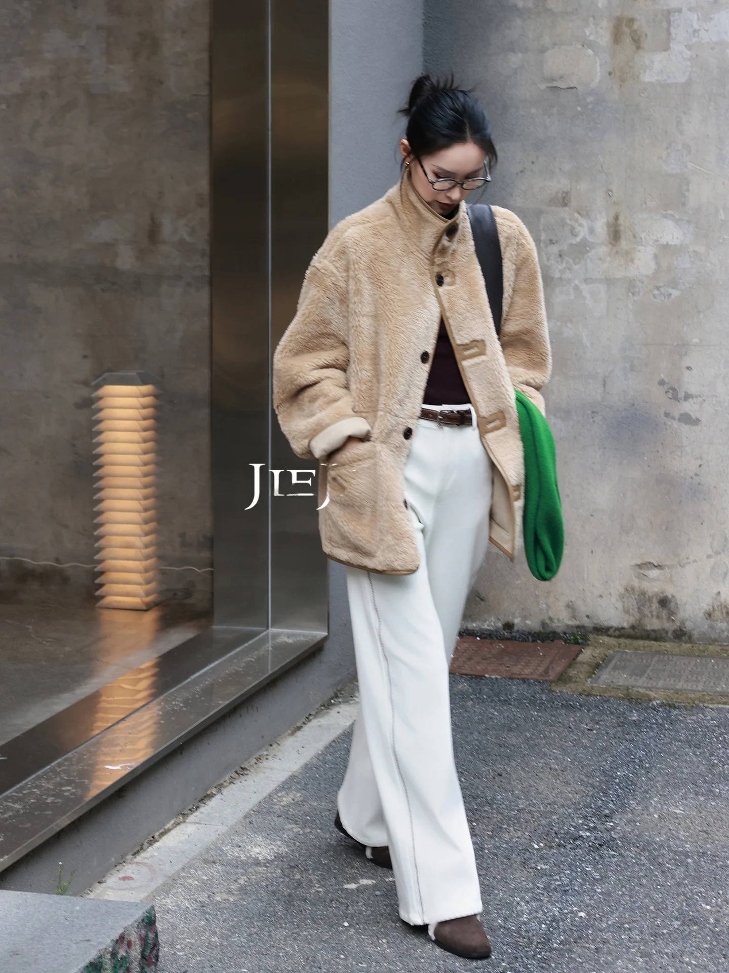 

Женское двустороннее шерстяное пальто Jieji Zhang Qi на осень-зиму, свободного кроя, с воротником-стойкой, подкладкой из искусственного меха, в стиле ретро