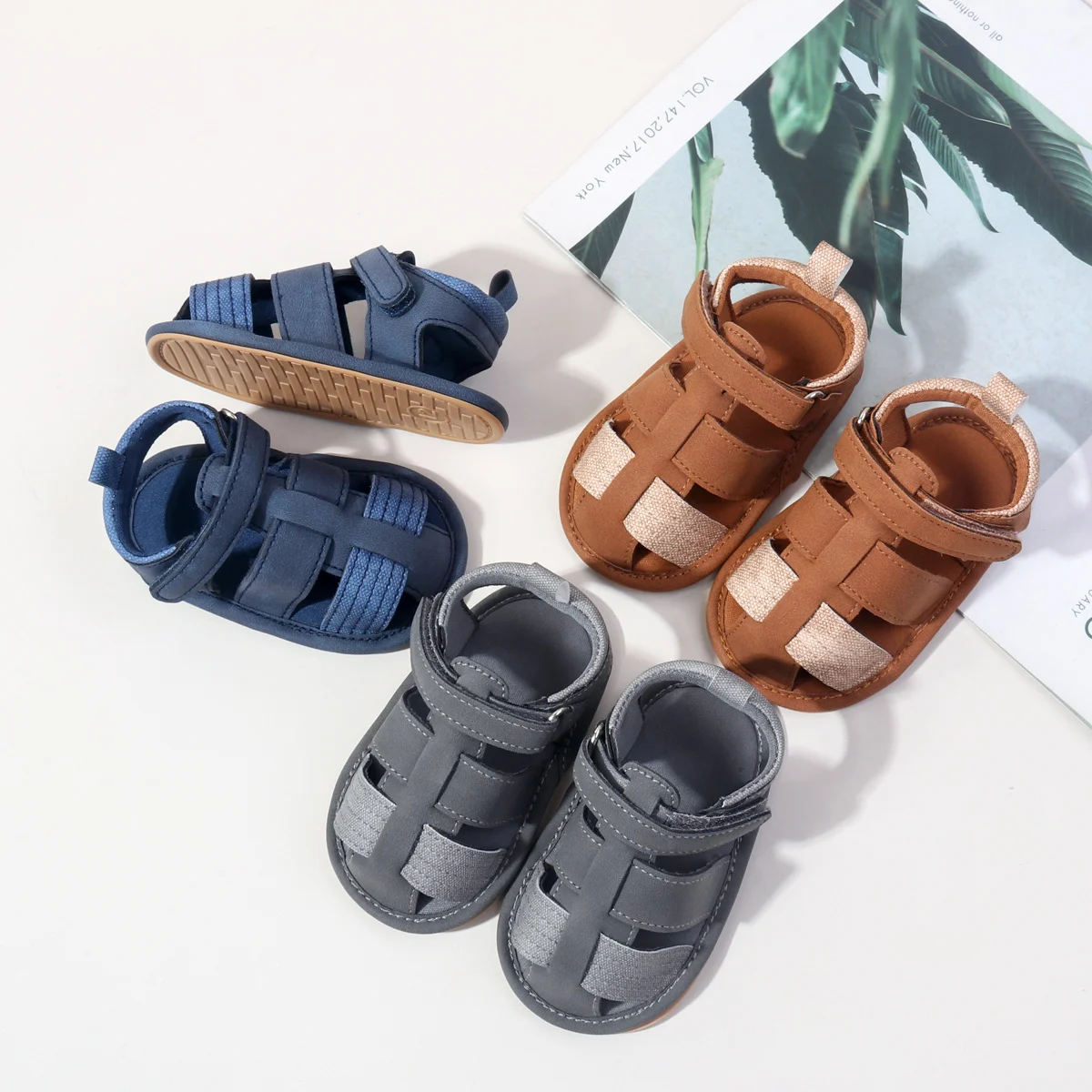 

Summer Baby Girls Boys Casual Sandals TPR Sole Anti Slip Fashion Design Indoor Outdoor Walking Newborn Toddler Prewalker Shoes