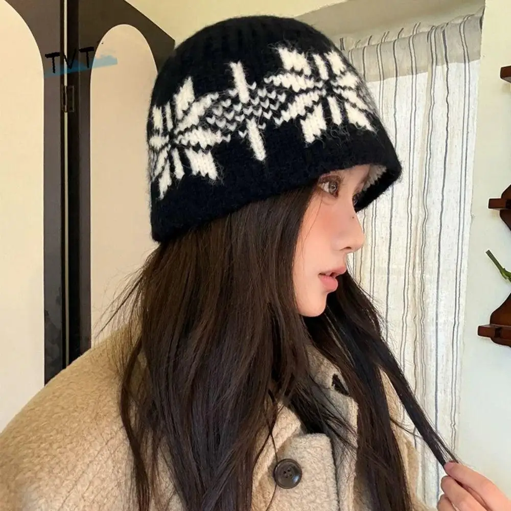 

Cute Warm Jacquard Knitted Hat Wool Printed Snowflake Beanies Retro Cute Printing Knit Cap Girls