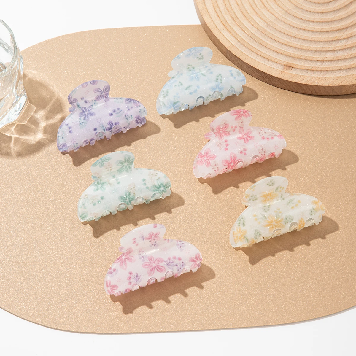 Pétales d'acide acétique peints à la main, étoiles brillantes, couleur dopamine, griffes semi-circulaires, accessoires pour cheveux de fête, 1PC