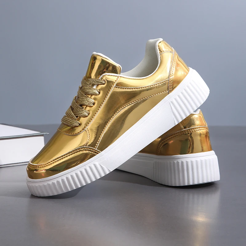 

Luxury Leather Men Fashion Casual Sneakers Gold Glitter Vulcanized Shoes For Men Comfortable Lightweight Walking Men Flats Shoes