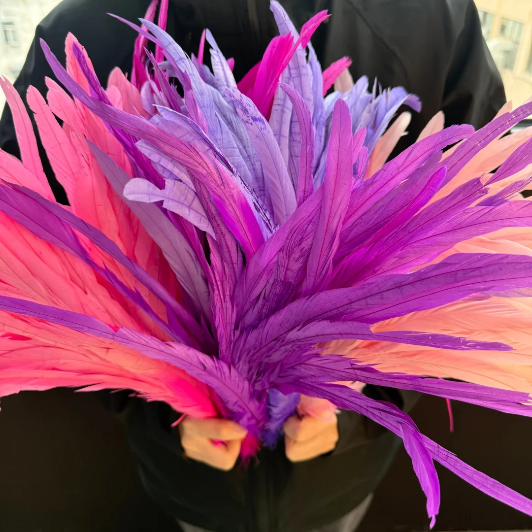 

Wholesale 1200pcs Natural Rooster Tail Feathers 30-35cm Plumes DIY Cock Clothing Accessories Party Carnival Headwear Decoration