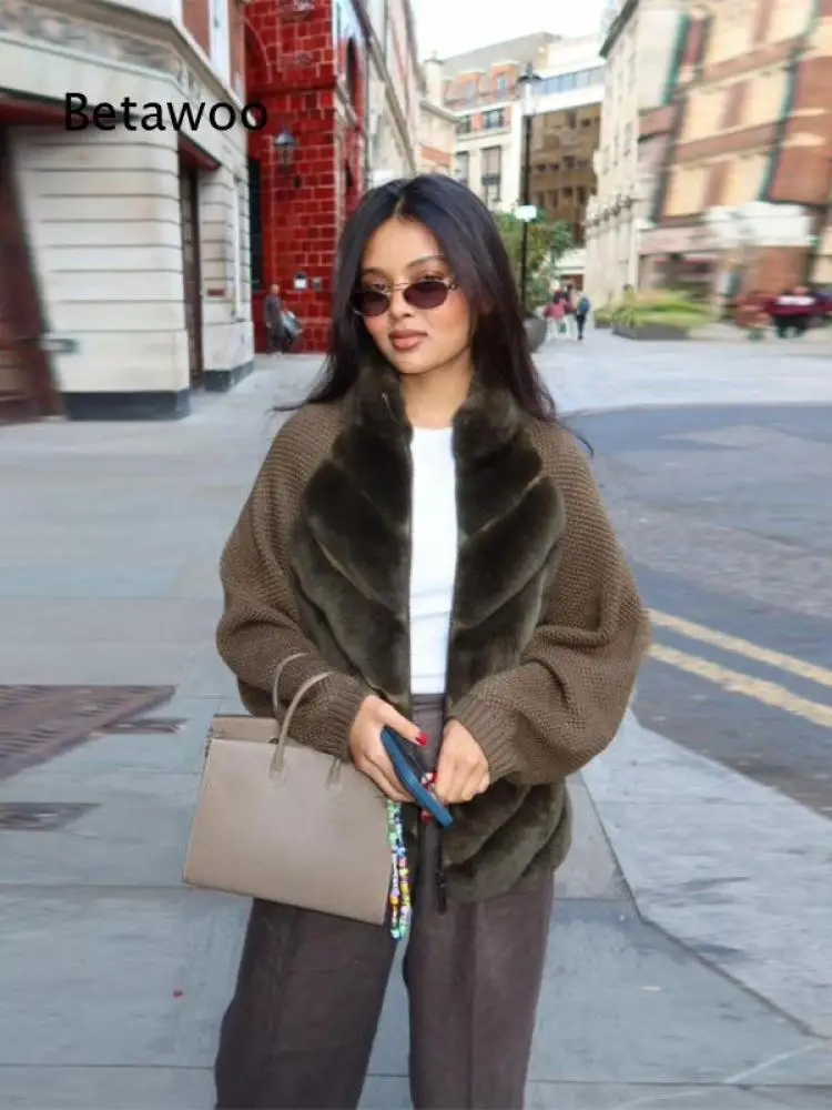 Horizontal Gradient Striped Faux Fur Coat For Women Stand Collar Zip Up Warm Winter Outerwear For Daily And Party Wear