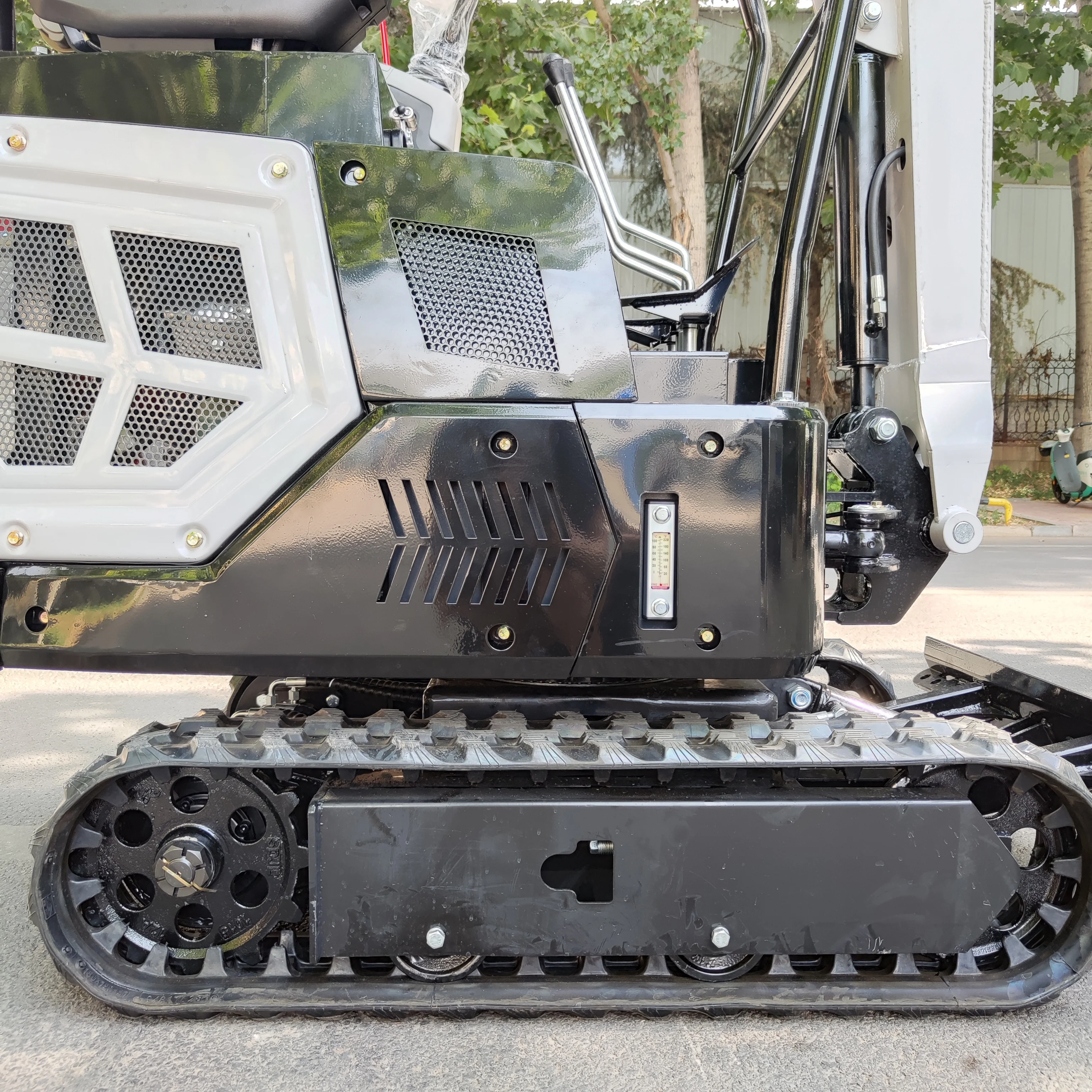 1500 كجم حفارة صغيرة CE اليورو 5 محرك الديزل حفارة مجنزرة الأرض مزرعة استخدام الخنادق حفار صغير 1.5 طن بيع مخصص