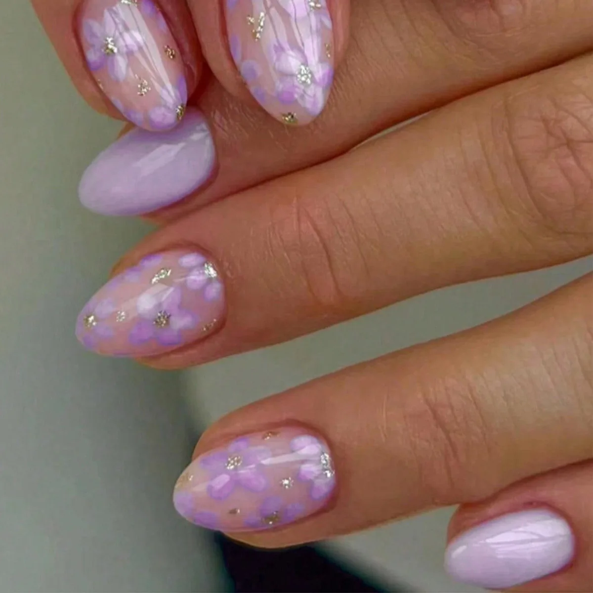 24개 웨어러블 인조 손톱 봄 여름 짧은 타원형 네일 아트 화려한 꽃 디자인 프레스온 네일 팁 완성된 가짜 네일 세트