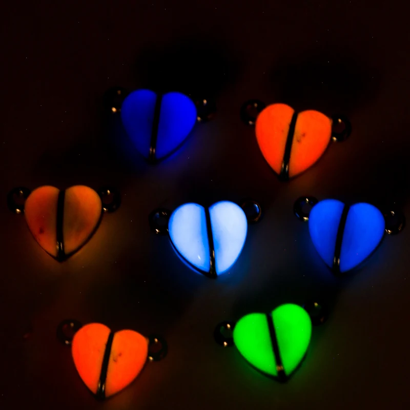 5pcs Glow Colorful heart shaped Magnetic Buckle Pendant Alloy Couple DIY Bracelet Necklace Accessories 10X15mm W332