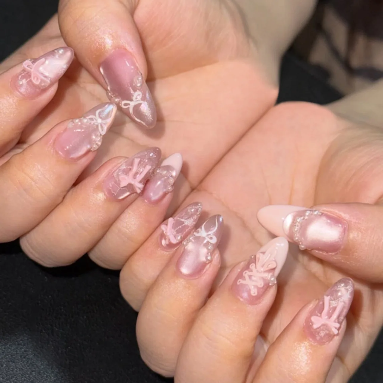 

24pcs Sweet Pink French Press on Nails Glitter Pearl 3D Bow Design Wearable Fake Nail for Women&Girl Cat's Eye Long Almond Nail