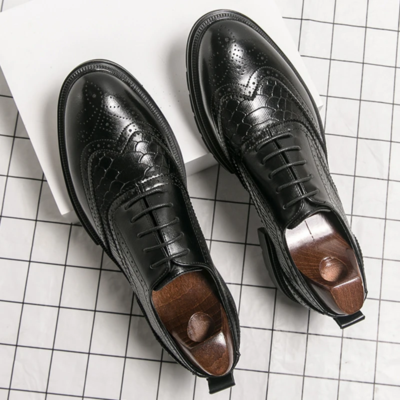 

Trend Formal Shoes Men Classic Casual Business Shoes For Men Brogues High Quality Social Wedding Office Leather Shoes Male