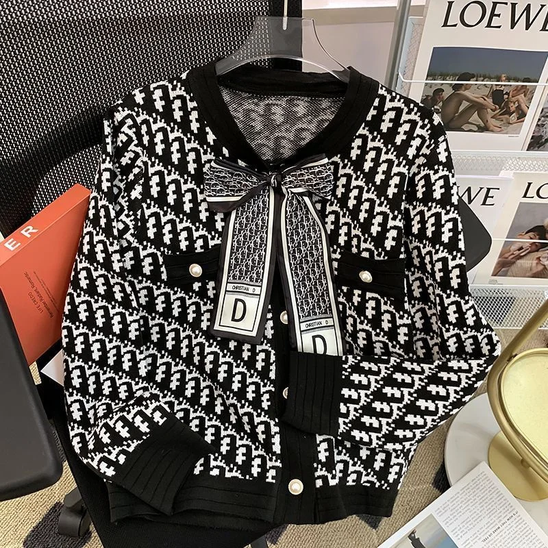 2024 New Spring Autumn Knitted Jacket Bow Design Fashion Women\'s Sweater Cardigan Coat Short Round Neck Casual Knitwear Tops