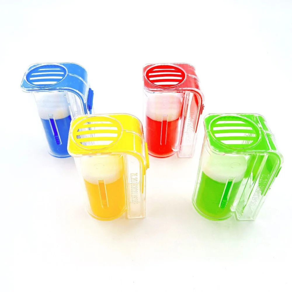 

Creative Plastic Queen Bee Marking Catcher Handed with Plunger Plush Bee Marker Bottle Strong Bee Cage For Beekeeper Equipment