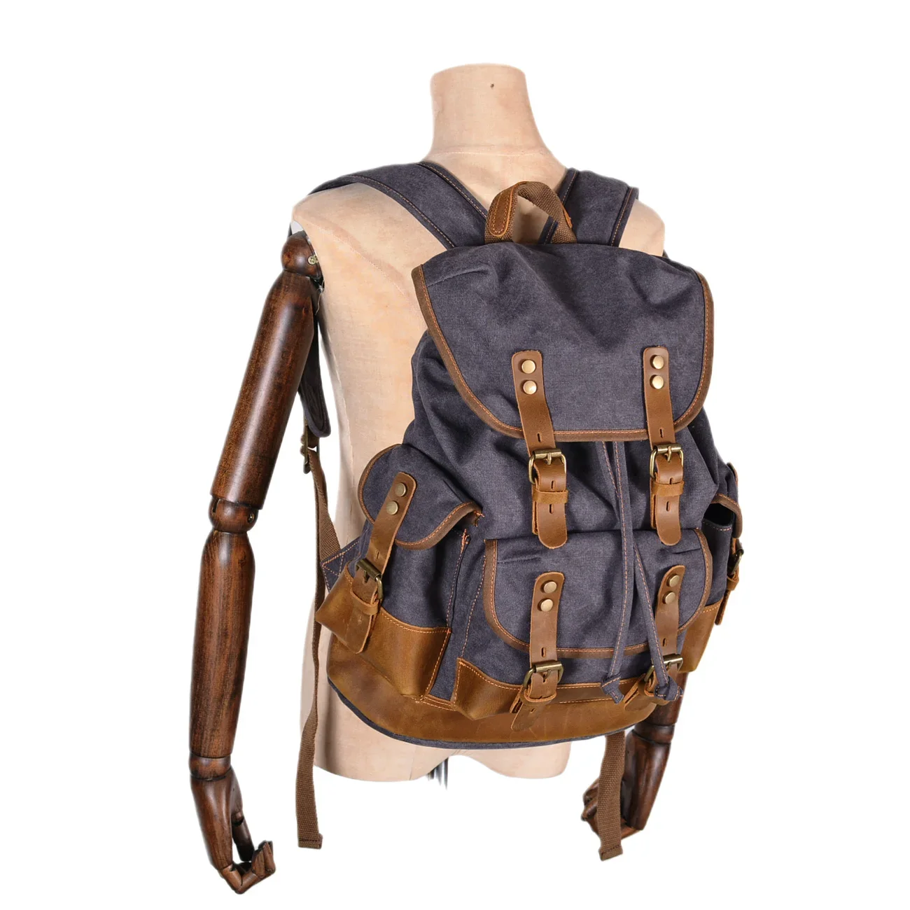 Outdoor backpack, leisure student backpack, large capacity travel backpack, canvas patchwork leather mountaineering bag