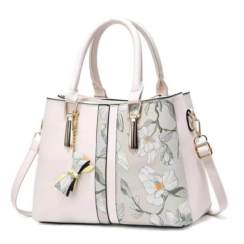 Versatile Large Capacity Shoulder Crossbody Bag Fashionable Women's Handbag for Middle-Aged Mothers Stylish And Elegant