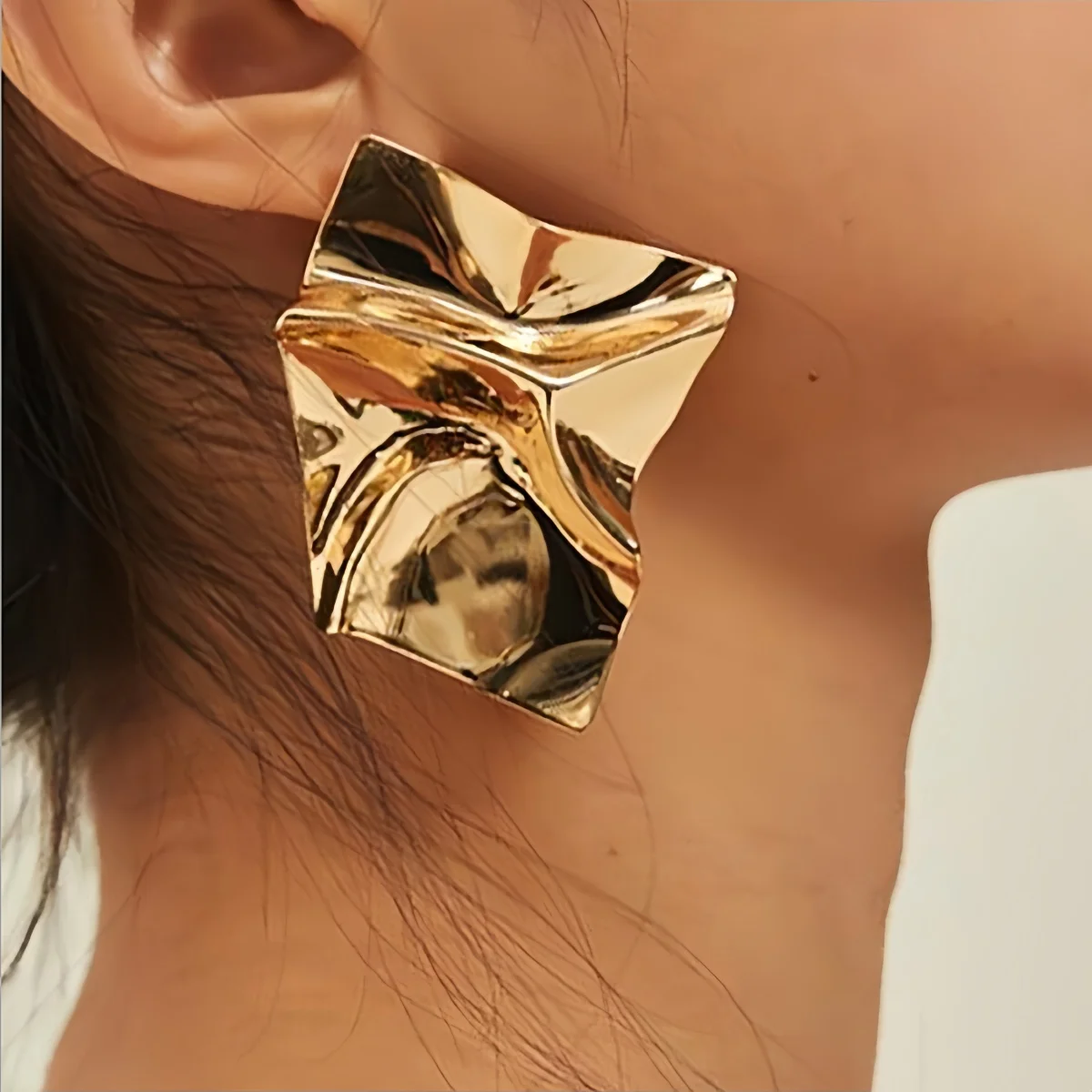 Vintage Golden Square Statement Earrings For Women Fashion Jewelry Party European Ear Dangle Irregular Geometry Accessories