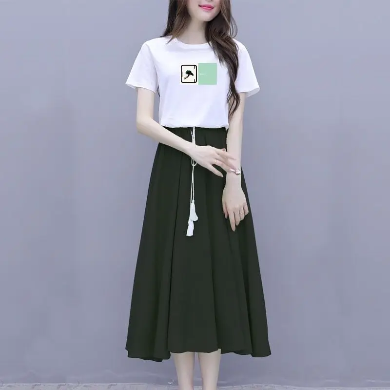 2024 Spring/Summer Korean Edition New Fruit Green French Retro Dress Women's Summer Two Piece Set Skirt Sweet Style