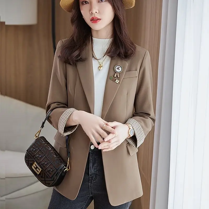 Fashion Lapel Button Pockets Spliced England Blazer Women's Clothing 2024 Autumn New Loose All-match Tops Office Lady Blazers