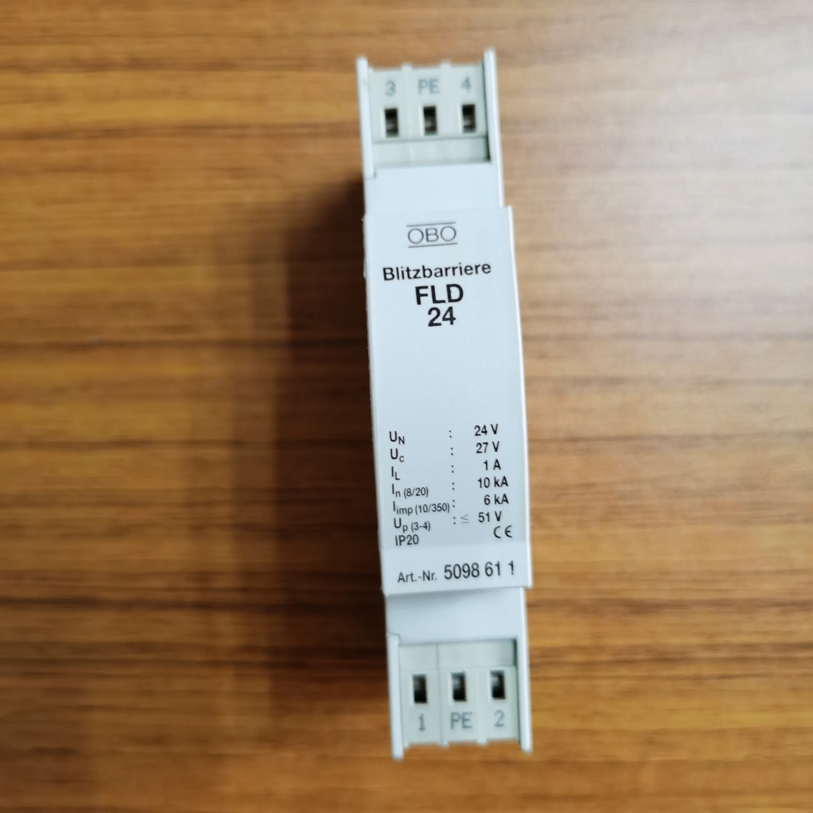 

Free shipping German OBO lightning protector 5098611 analog signal surge protector FLD 24 new genuine spot