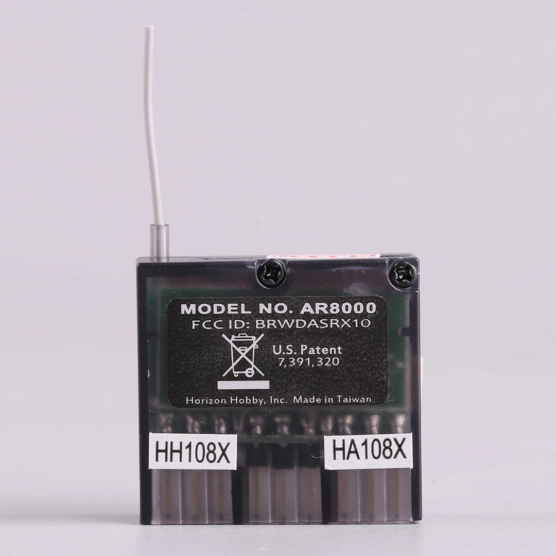 SPMAR8000 AR8000 FPV 用 8 チャンネル DSMX レシーバー 高い互換性と安定性を備えた 8 チャンネルレシーバー リモートコントロールシステム