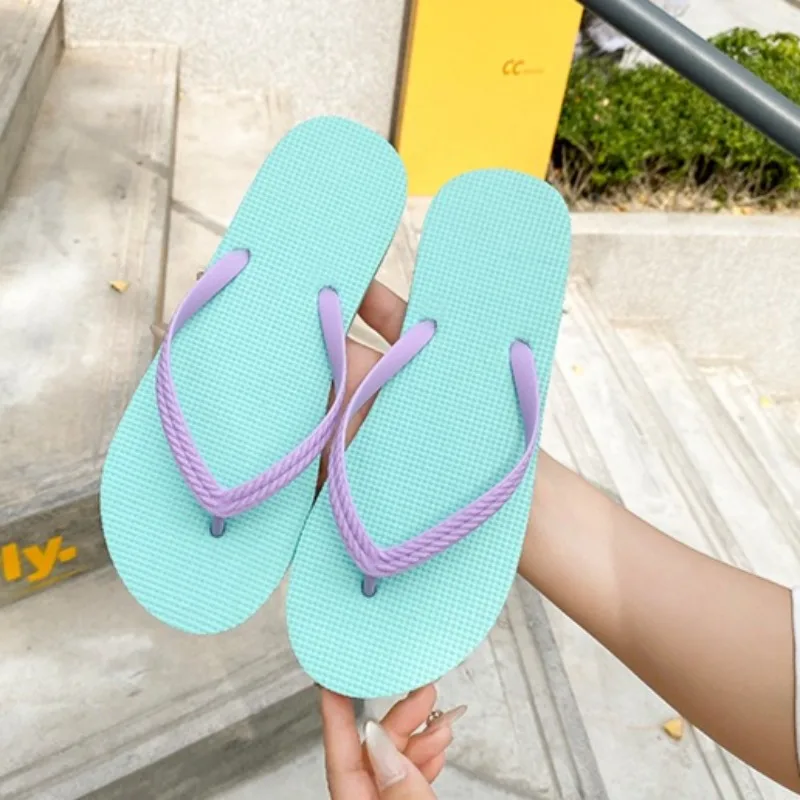 Summer Lightweight Flat Beach Slippers Soft Sole Platform Flip Flops Non Slip Women's Slippers EVA Clip Toe Home Shoes for Woman