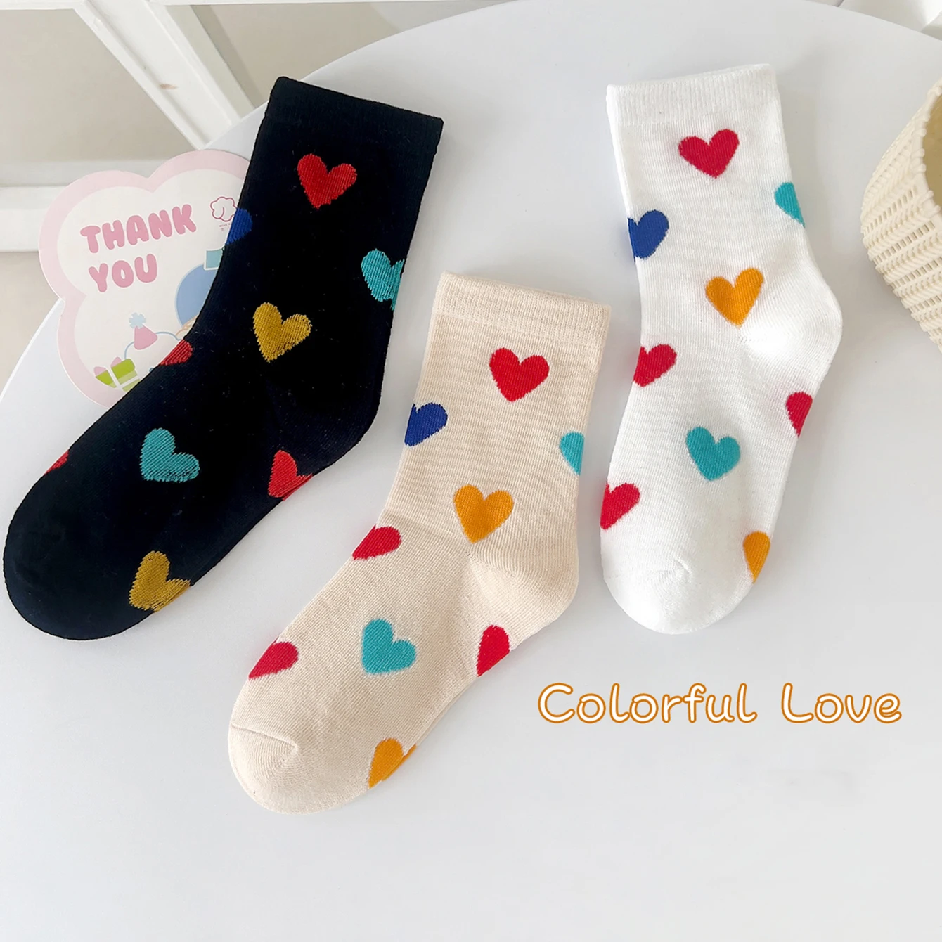 3 pairs of colorful love patterns for girls and teenagers, soft, comfortable, breathable, casual, fashionable, and versatile