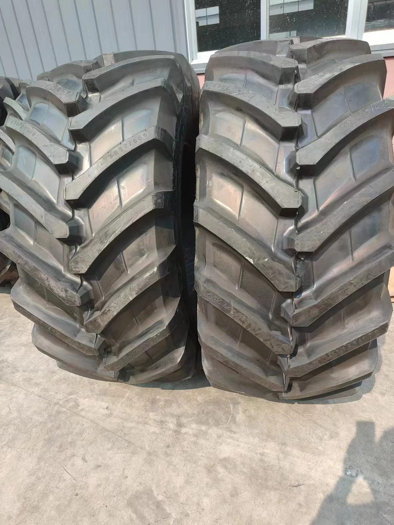 650/85R38 R-1W 173 A8 ARMOUR TL 38 inch manufacturer wholesale china New durable Rear radial farm Agricultural tyre tractor tire