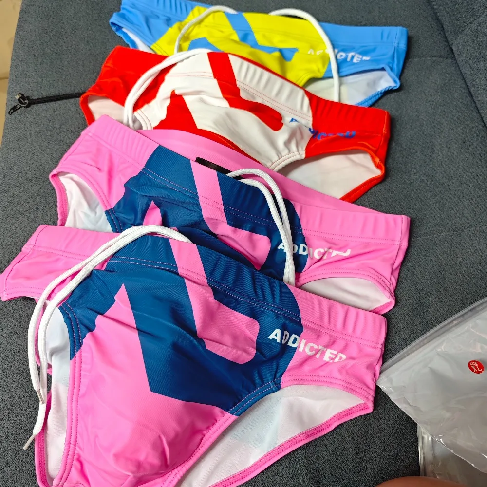 2026 Combination Fashion Spot Men's Swimsuit Triangle Cup Swimsuit Low Waist Swimsuit Ultra Fine Nylon Printed Shorts ADS045