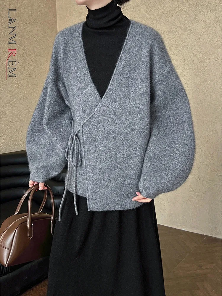 

[LANMREM] Lantern Sleeve Knit Cardigan Sweater For Women V Neck Long Sleeve Lace-up Warm Female Coats 2024 Winter New 26C1210