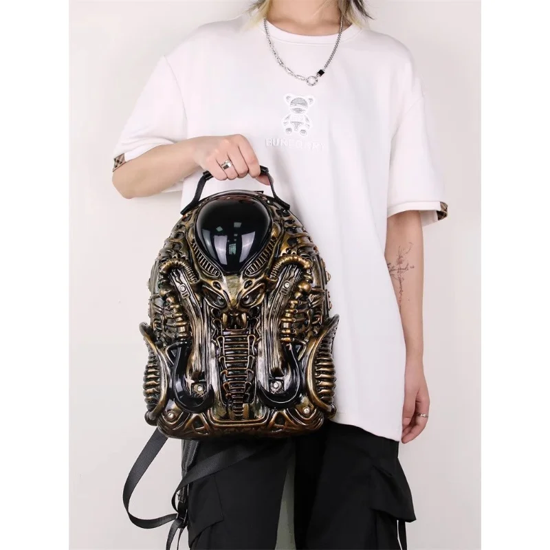 กระเป๋าเป้สะพายหลังนักรบเหล็กสไตล์พังก์สตรีท