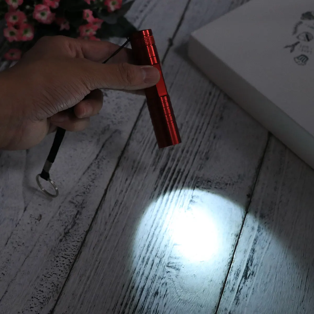 

Flashlight Small Pocket Sized Mini Torch Flashlights LED Caution Flat