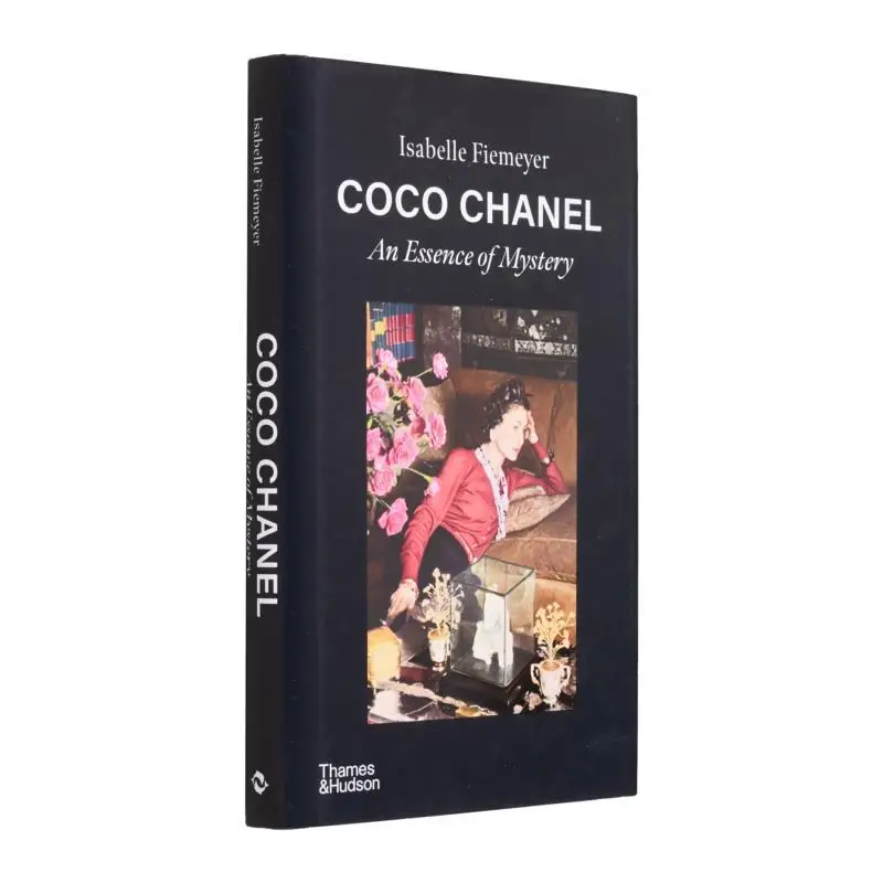 كوكو شانيل جوهر الغموض إيزابيل فيميير مؤسسة كارتييه 9780500027318 كتاب