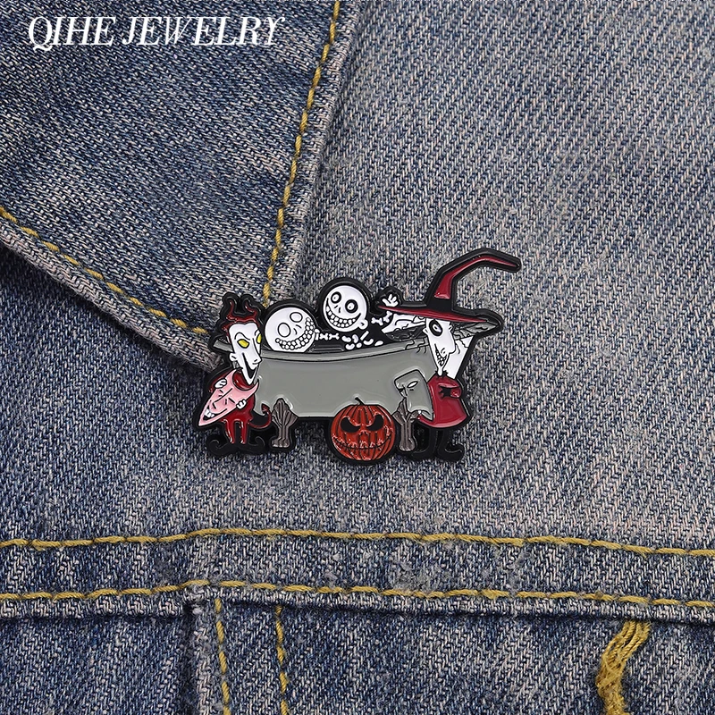 Klassische Horror Anime Film Emaille Pins Halloween Punk Skelett Kürbis Broschen Rucksack Revers Abzeichen Schmuck Zubehör Geschenk