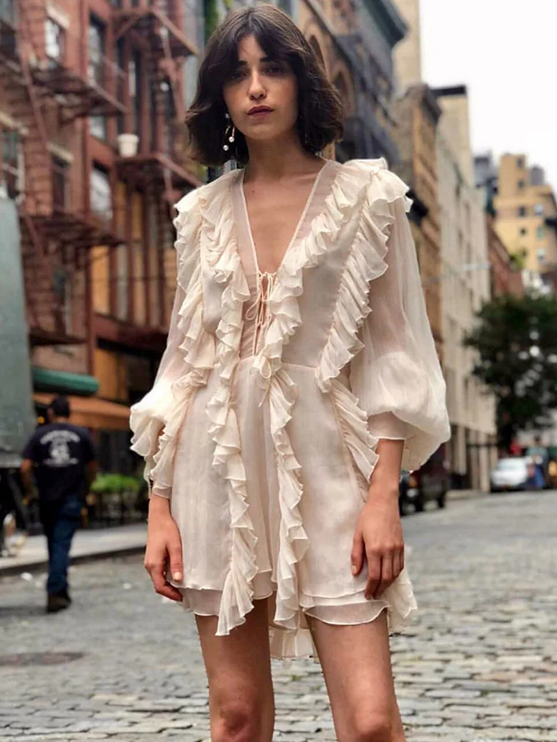 MSCSZ Abiti a maniche lunghe con lacci sul davanti Mini abito da donna con volant a strati Eleganti abiti da festa corti bianchi da ballo