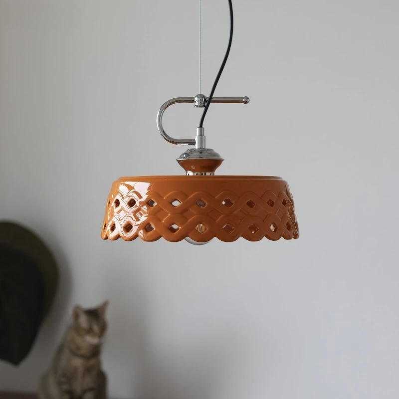 Bauhaus Retro Orange Ceramic Pendant Lights Hollow Out Dining Table Bar Counter Restaurant Entrance Ceiling Hanging Chandeliers