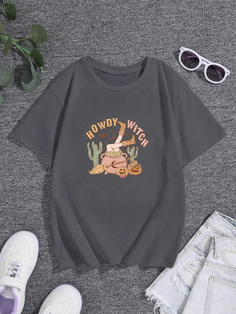 سعيد الهالوين! تي شيرت عصري مطبوع بنمط كلاسيكي. تي شيرت نسائي فضفاض من القطن كاجوال للحفلات الاحتفالية