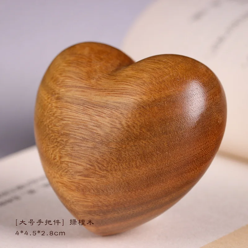 Miniature Cute Cartoon loving heart Ornament Wooden Carving Crafts Deer DIY Decoration Gifts for couples wedding souvenirs