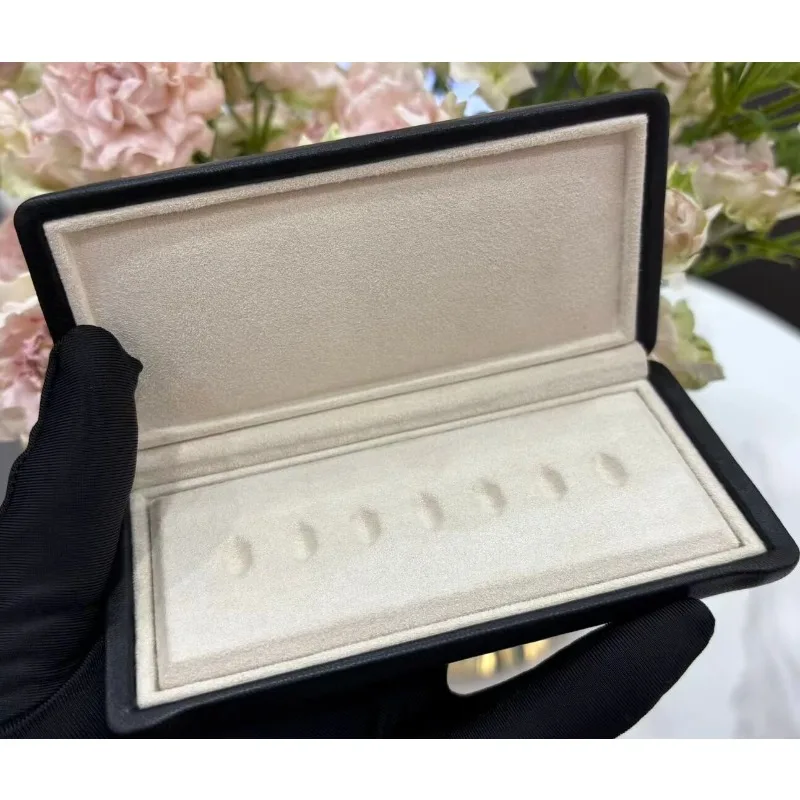 For High-quality Leather Fiber High-end Photo Exhibition, Bare Box with Suction Magnet Suction Cover Inner Core, One Row and Two