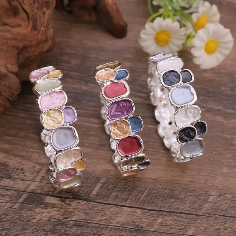 

Retro Minimalist Colored Enamel Drip Oil Geometric Shape Elastic Thread Bracelet Textured Open Bangle Bohemian For Women Gift