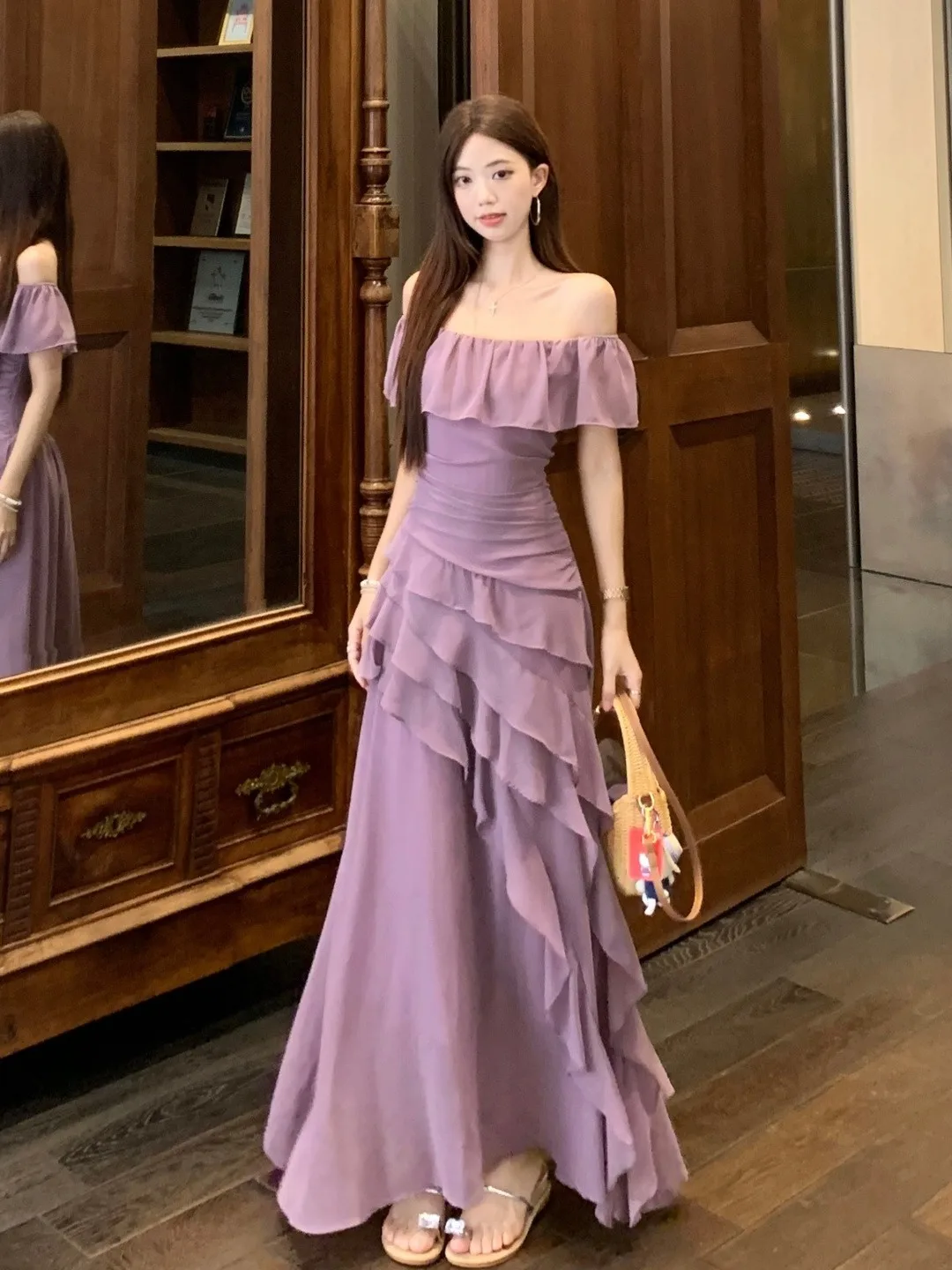 

Новое летнее женское платье больших размеров с открытыми плечами, коротким рукавом, приталенное, А-силуэт, длинное, в корейском стиле