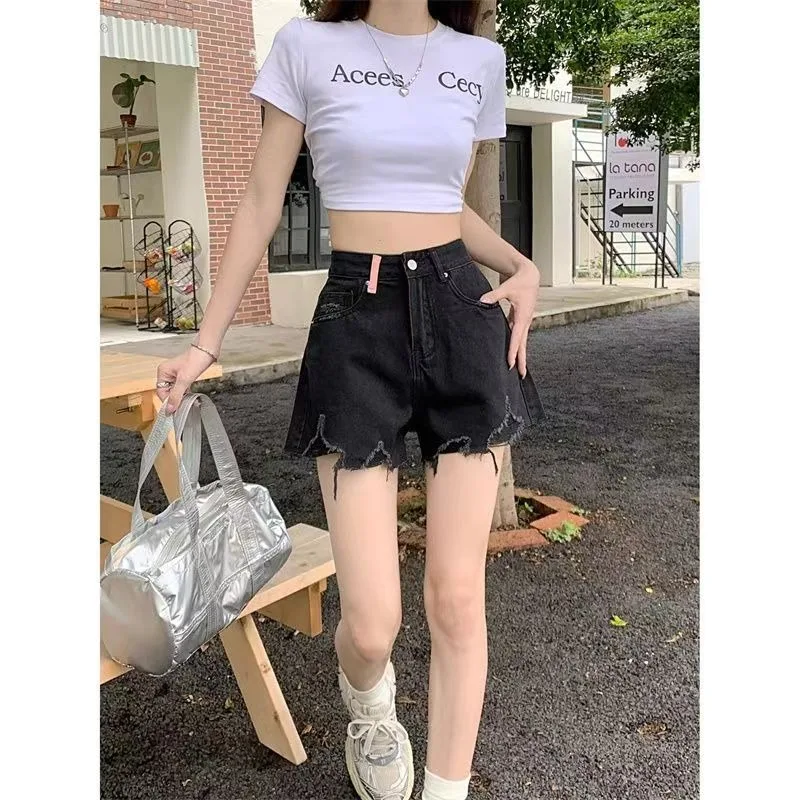 جينز صيفي غير رسمي على الطراز الأمريكي بتصميم كلاسيكي أسود هوتي للنساء سروال جينز نسائي عالي الخصر يرفع الأرداف Jorts Y2k