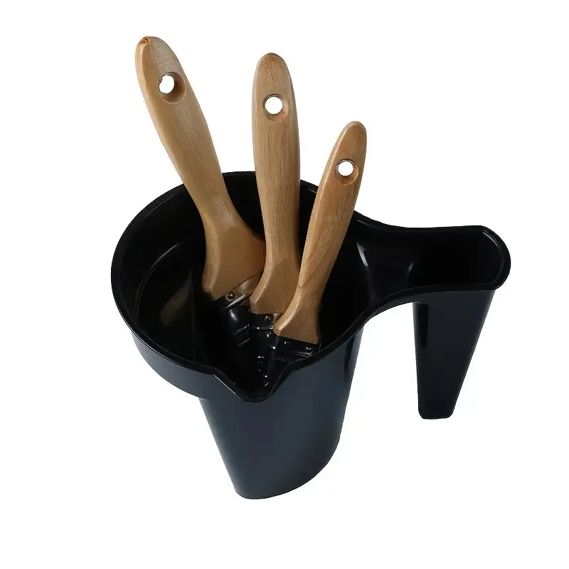 Set di tazze e pennelli con tre manici in legno