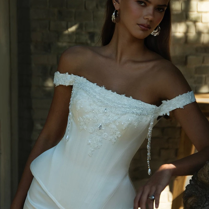 Eightree White Mermaid Wedding Dresses Off The Shoulder Appliques Pearls Bridal Dress Evening Wedding Ball Prom Gowns Customized