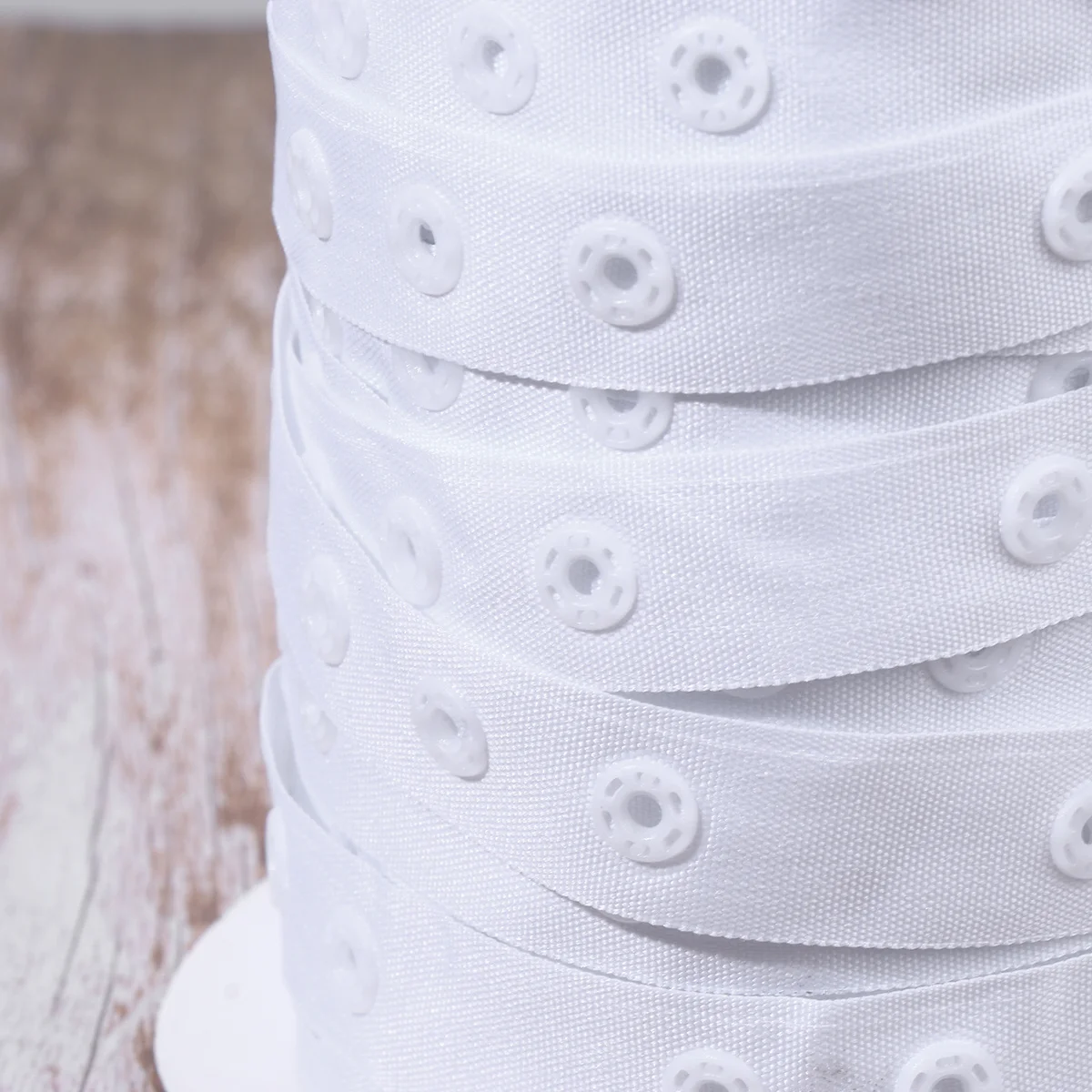 

2 Rolls Classic Snap Fastener Belt Quilt Cover Snapper Curtain Press Button White Durable Sturdy Replacement DIY Sewing